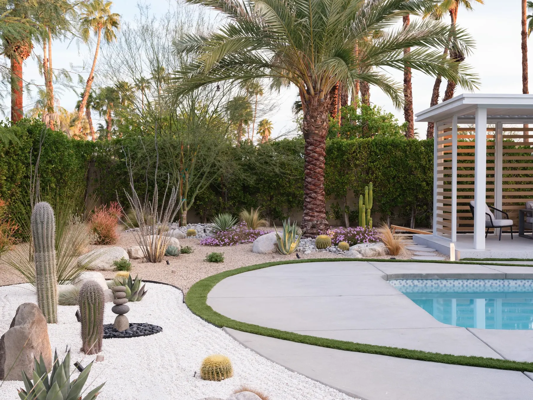 Desert Palm outdoor living in Coachella Valley, CA by La Riviera Studios