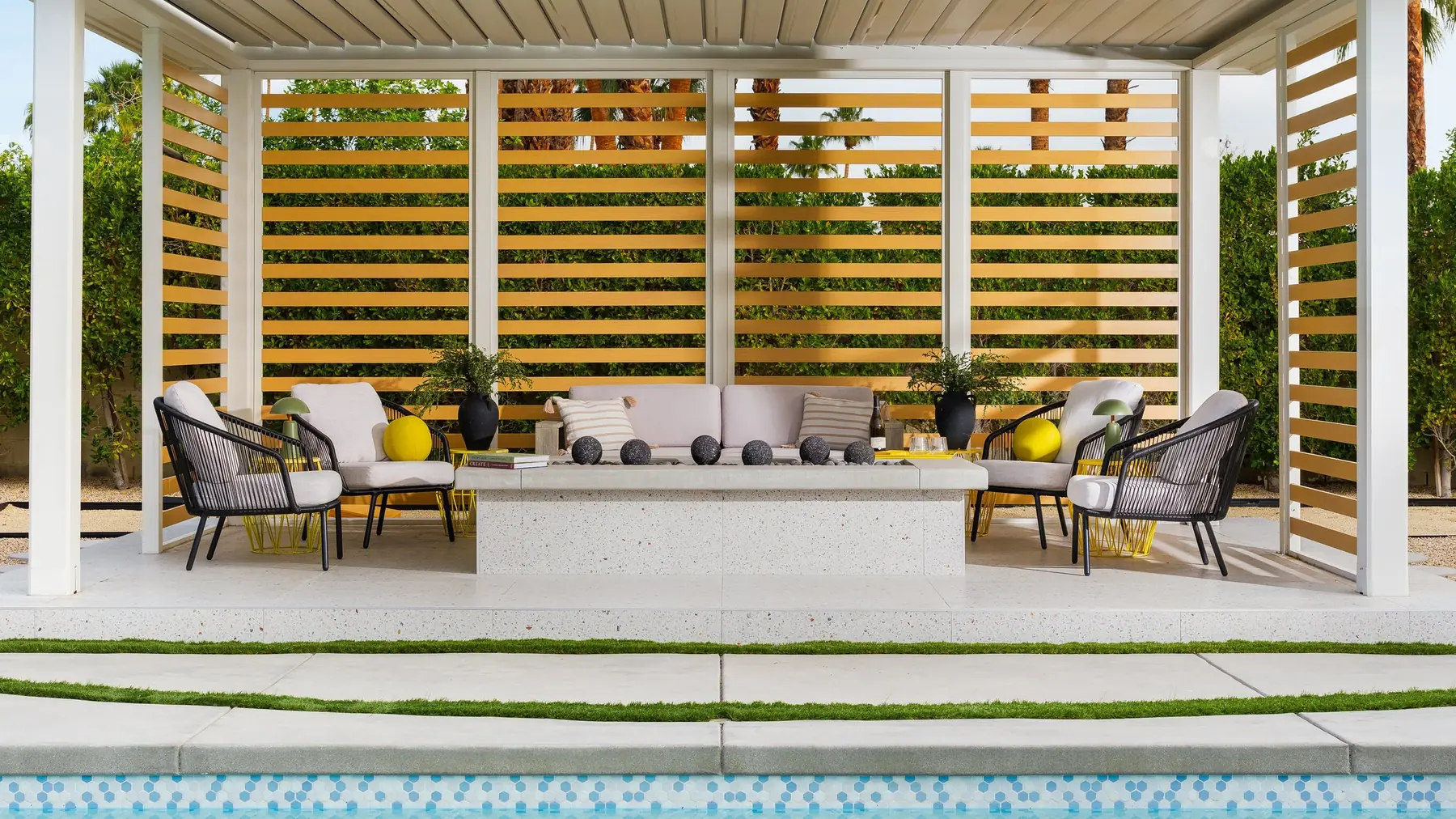 Desert Palm outdoor living in Coachella Valley, CA by La Riviera Studios