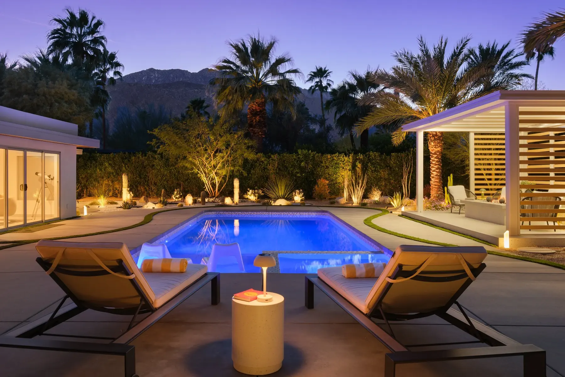 Desert Palm outdoor living in Coachella Valley, CA by La Riviera Studios