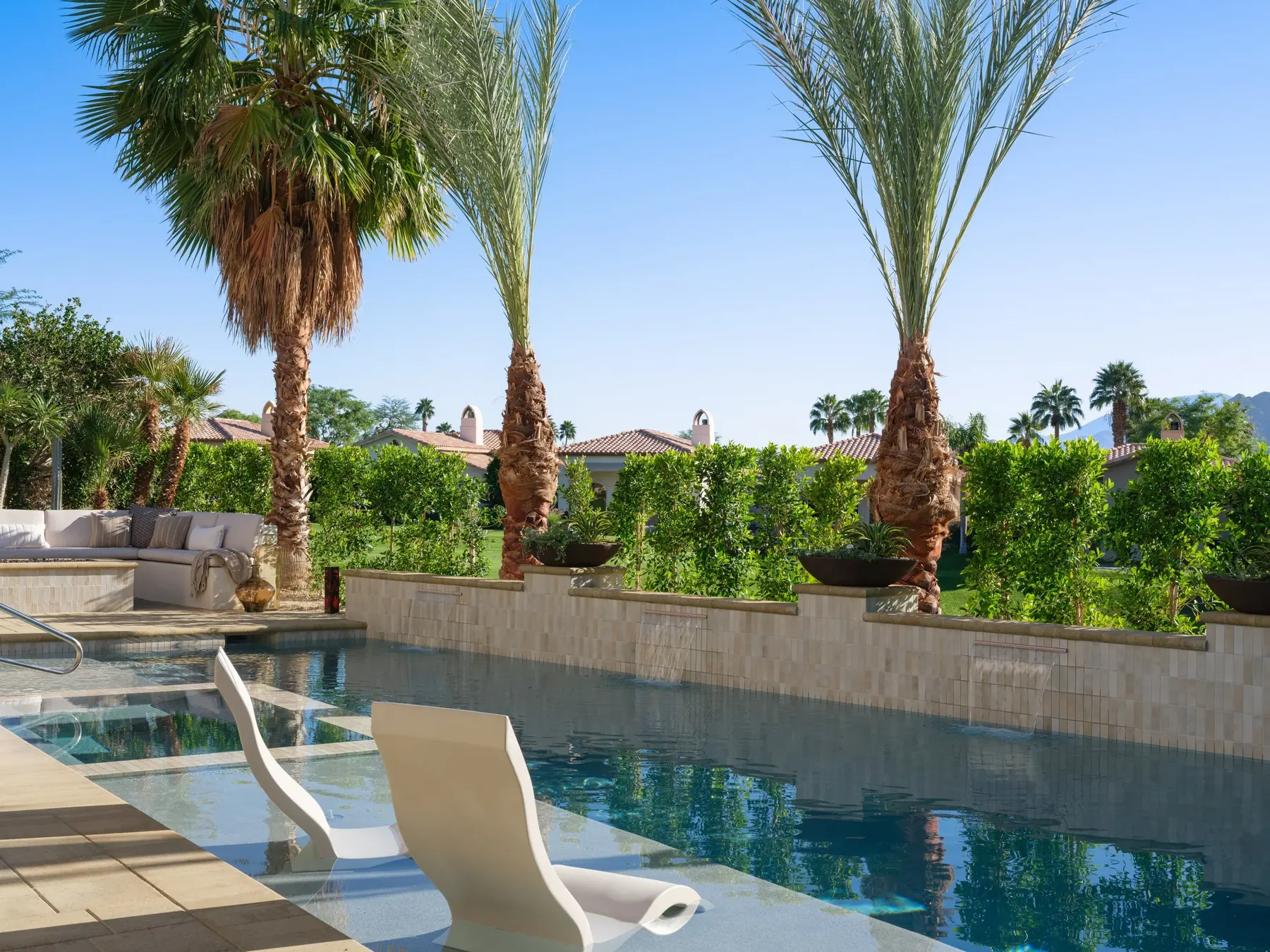 Rancho La Quinta outdoor living in La Quinta, CA by La Riviera Studios