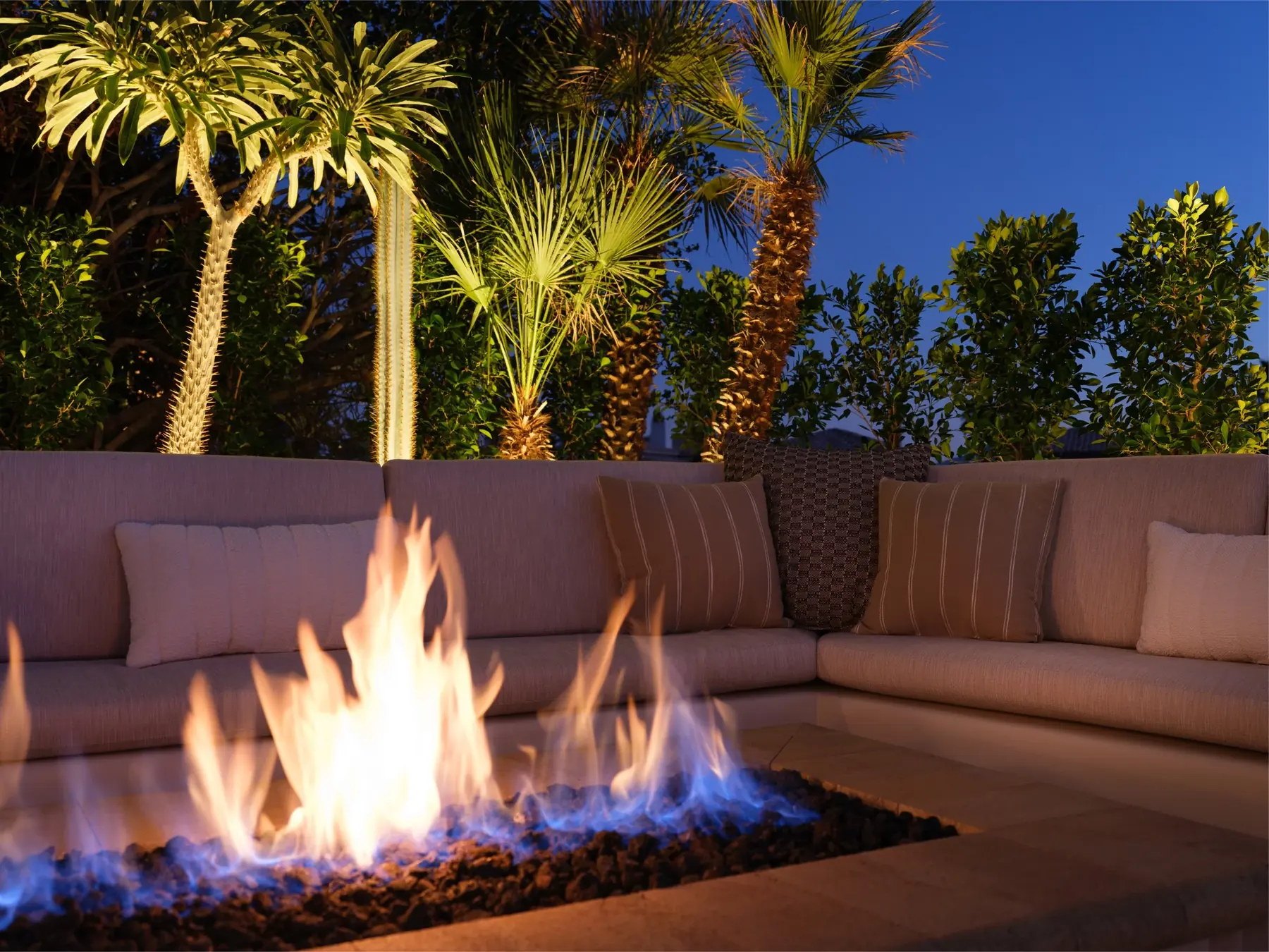 Rancho La Quinta outdoor living in La Quinta, CA by La Riviera Studios