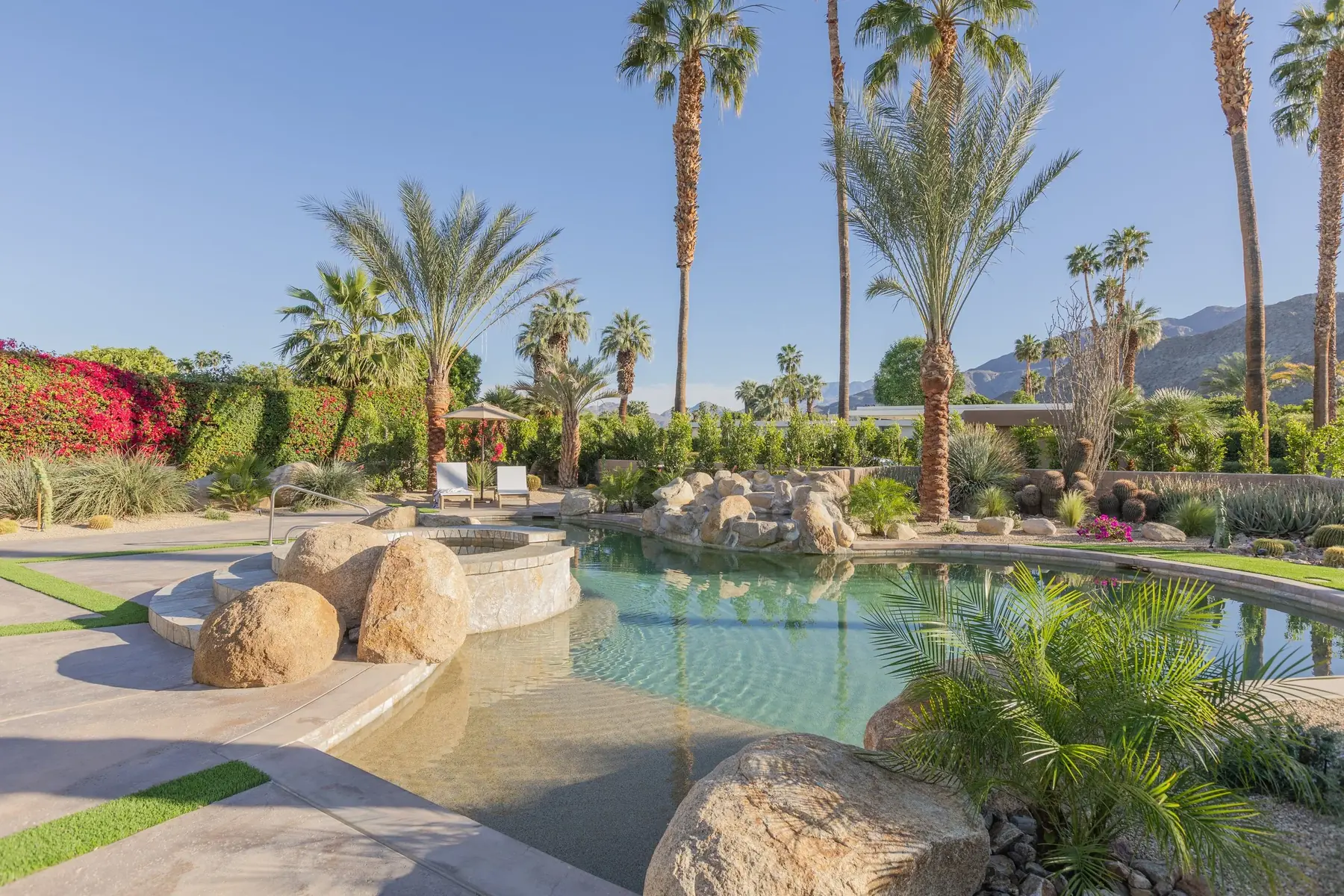 Thunderbird Terrace outdoor living project in Rancho Mirage, CA by La Riviera Studios