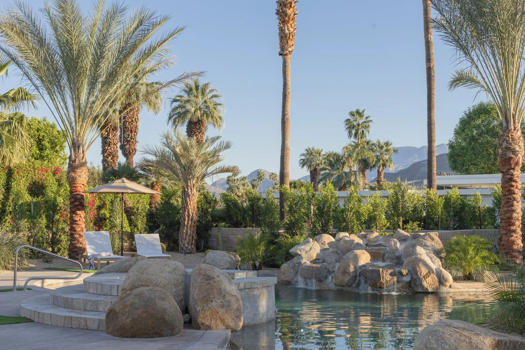 Thunderbird Terrace full-service outdoor living detail in Rancho Mirage, CA by La Riviera Studios