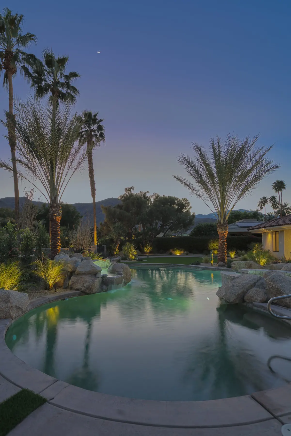 Thunderbird Terrace full-service outdoor living detail in Rancho Mirage, CA by La Riviera Studios