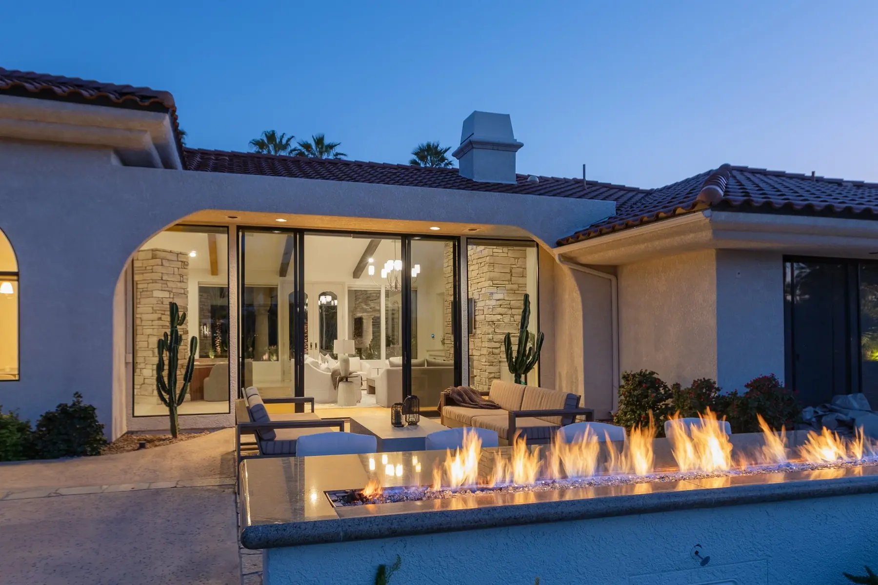 Thunderbird Terrace full-service outdoor living detail in Rancho Mirage, CA by La Riviera Studios