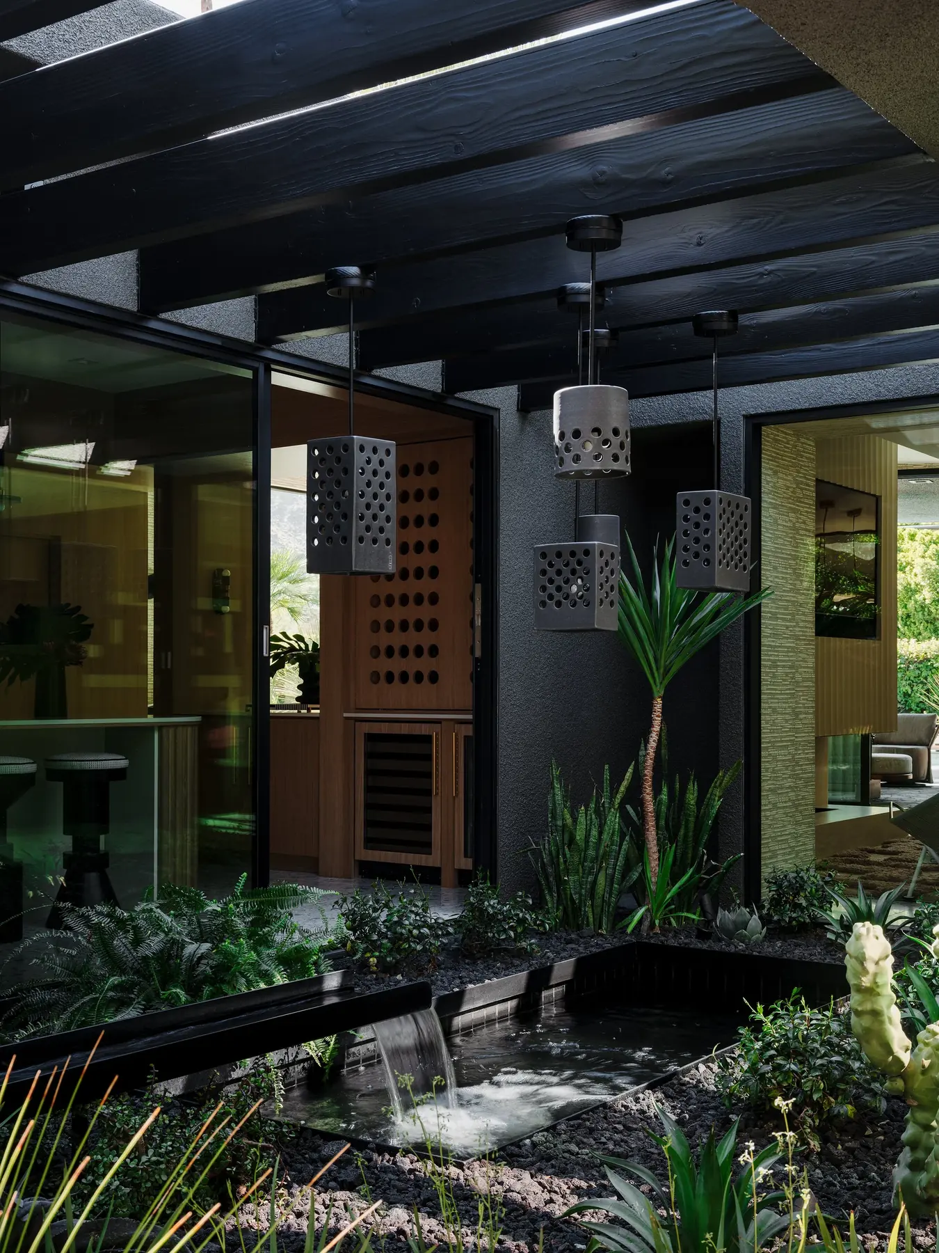 West House outdoor living in Coachella Valley, CA by La Riviera Studios