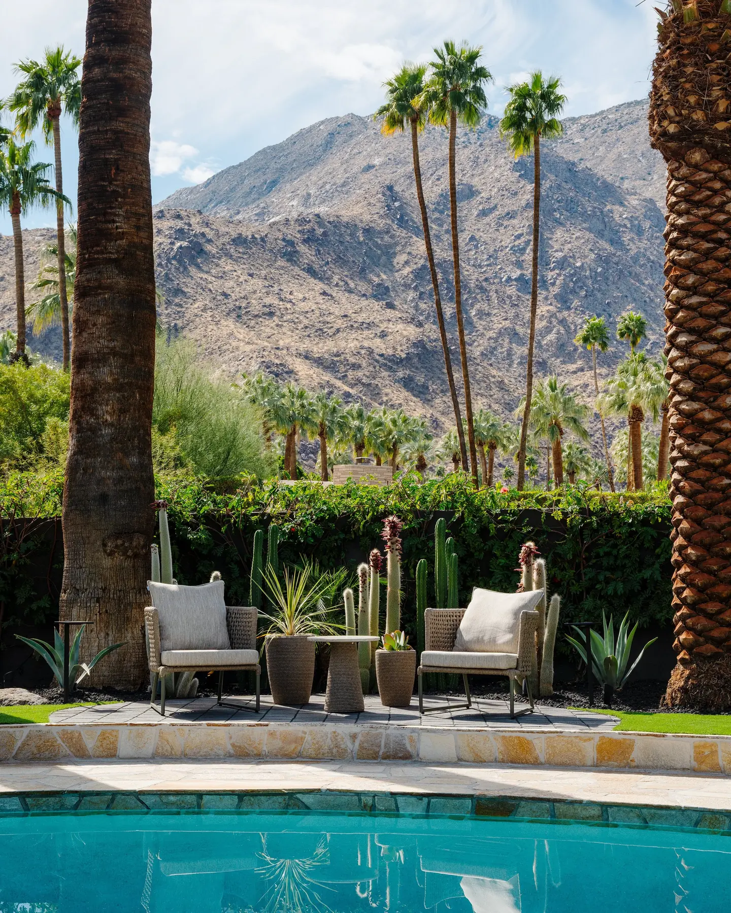 West House outdoor living in Coachella Valley, CA by La Riviera Studios
