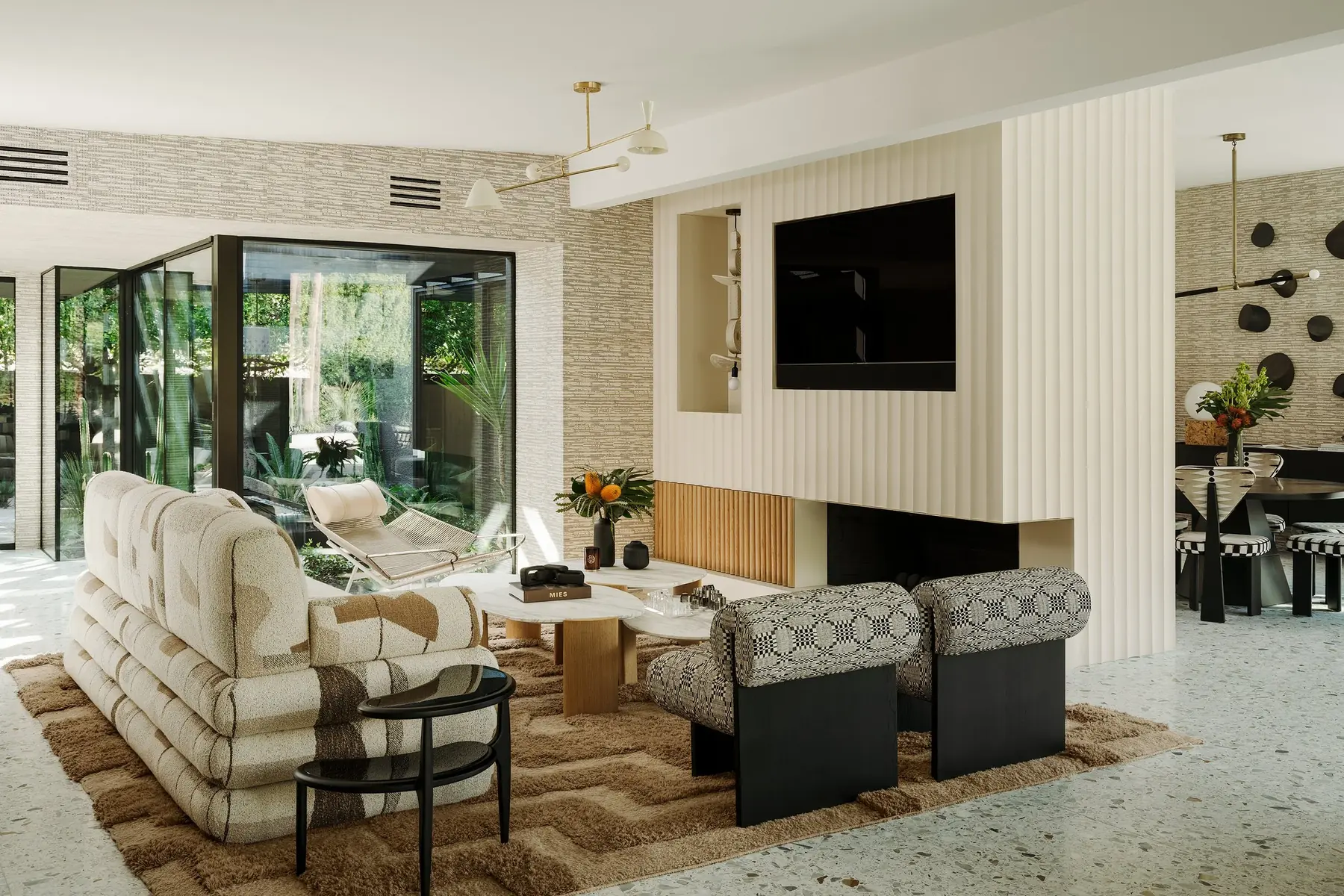 West House outdoor living in Coachella Valley, CA by La Riviera Studios