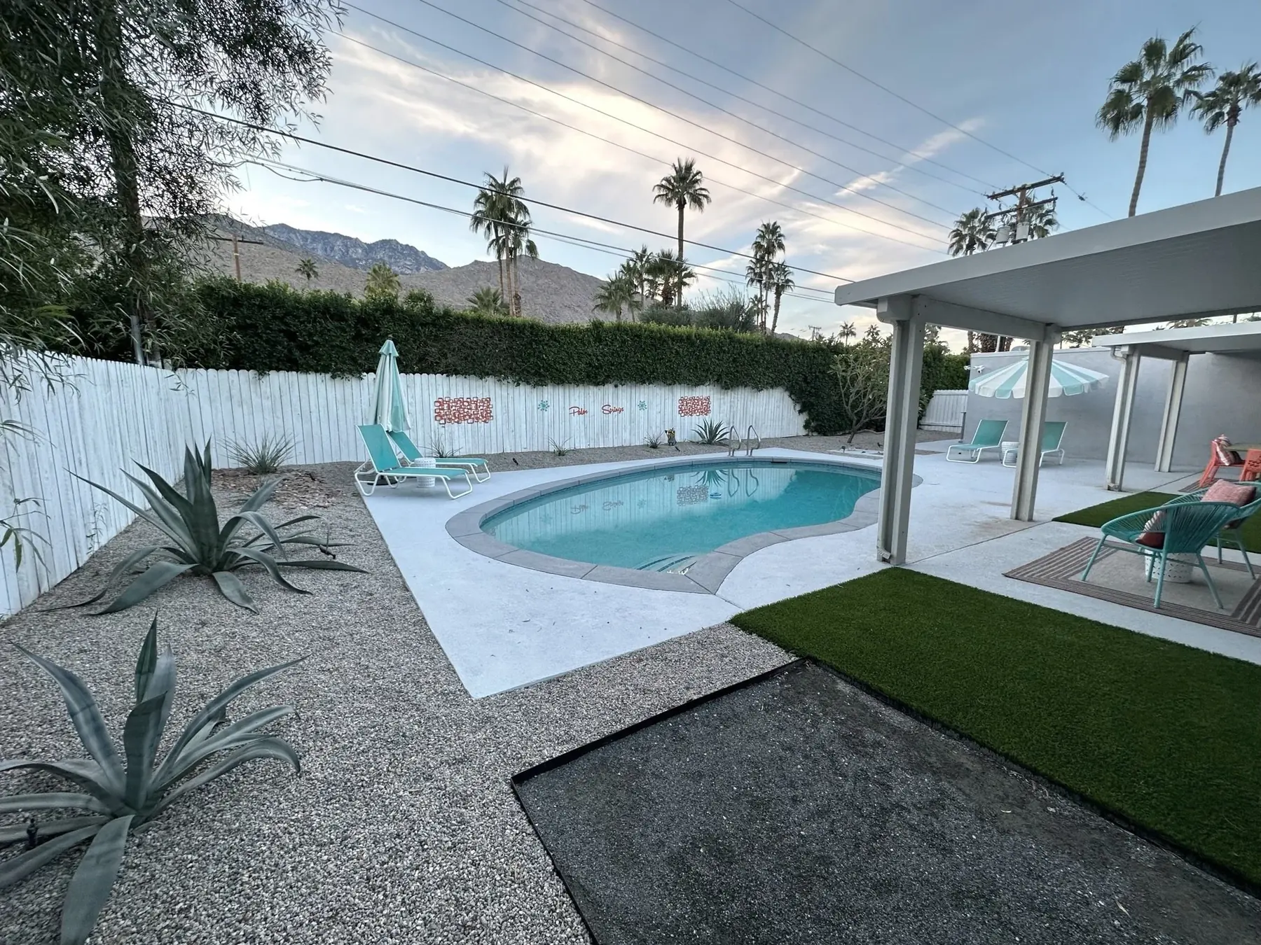 Casa Miguel outdoor living in Palm Springs, CA by La Riviera Studios